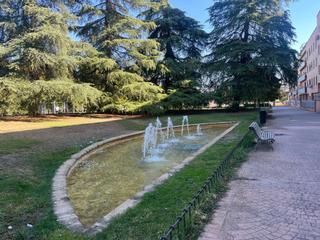 Location Appartement  Calle navia. Piso de 2 dormitorios amueblado, funcional, bien conectado y lis