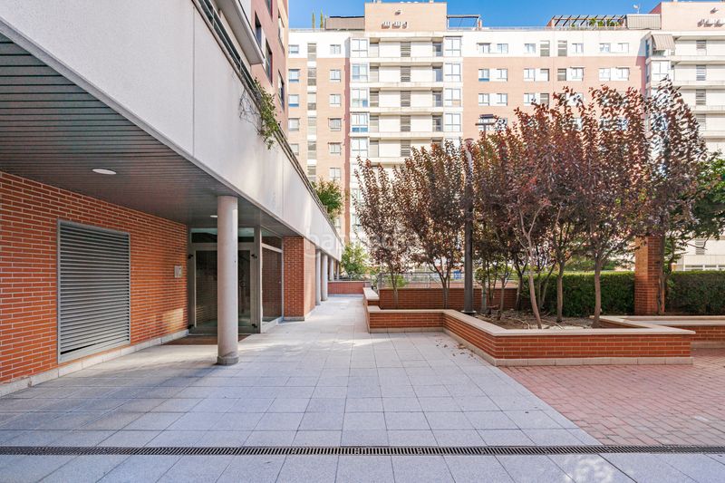 Foto a580b7e7-1160-43af-9240-be63ec0c9e1b. Pis amb calefacció aparcament piscina a Legazpi Madrid