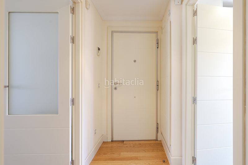 Foto e8ad36cd-b81d-400a-8a10-d75a3621eec9. Pis amb calefacció aparcament piscina a Legazpi Madrid
