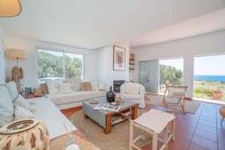 Haus  Carrer puig oliguera. Casa independiente en parcela de 600 m2 con vistas al mar