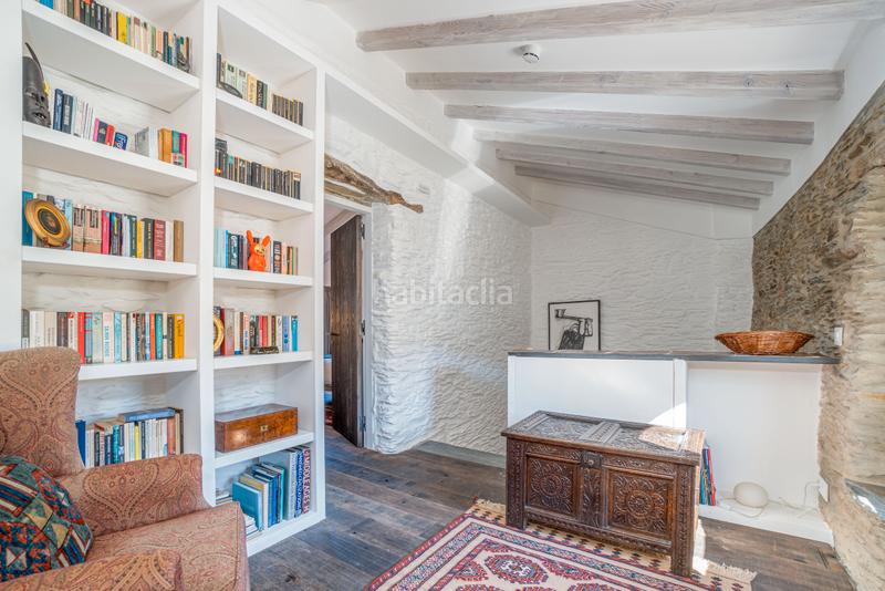 Foto 6e1e7480-b5e2-423d-ad74-1785f7fb6d7e. Casa amb xemeneia calefacció aparcament piscina a Cadaqués