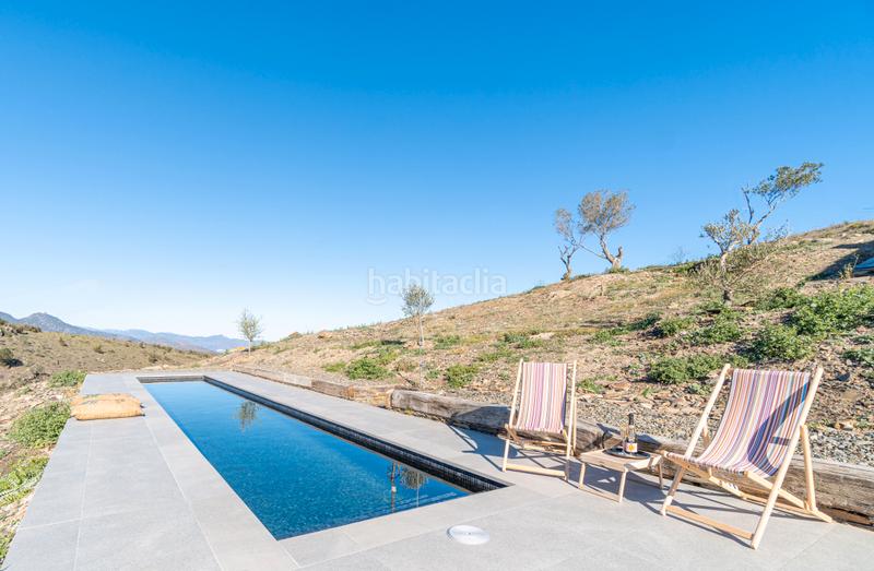 Foto 806c1124-2ca6-4945-bde8-9f65edd82aef. Casa amb xemeneia calefacció aparcament piscina a Cadaqués