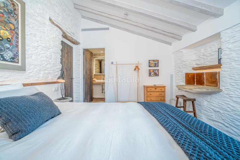 Foto 8245ac6a-a9b3-4d35-b89e-3ef0be8687c9. Casa amb xemeneia calefacció aparcament piscina a Cadaqués