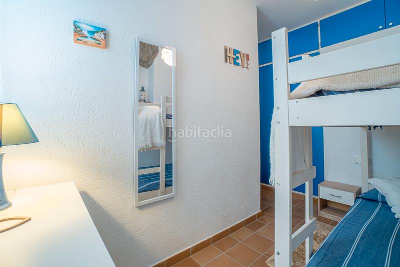 Foto 2d8ed67a-f3bf-4096-8646-7da6bd854473. Casa adosada en carrer d'en narcís monturiol 3 casa tipica en el centro del pueblo en Cadaqués