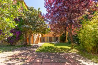 Affitto Casale  Carrer girones. Casa de pueblo de 335 m2 en alquiler en palau saverdera