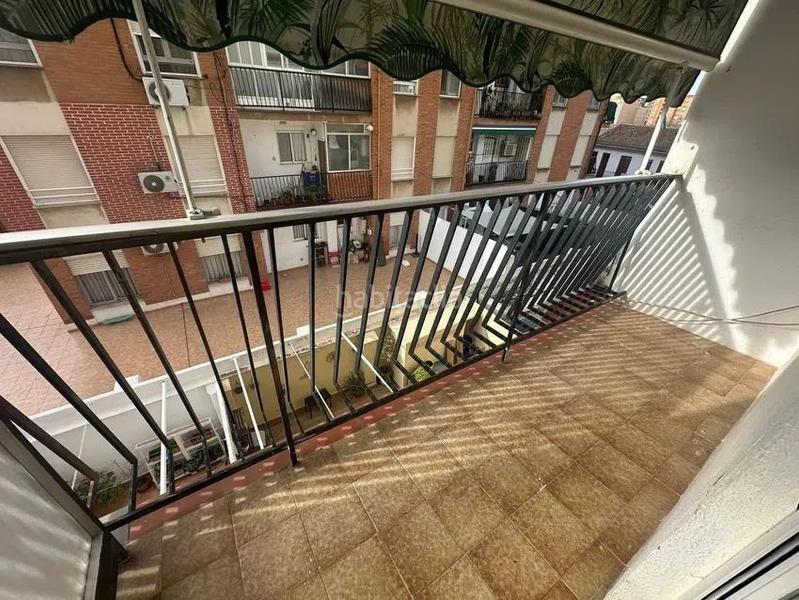 Foto 2f2d599a-2b43-4052-84c2-816b335875ea. Piso  en L´Hort de Senabre Valencia