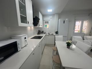 Appartement  Calle calle de menorca, 5. Piso en valencia