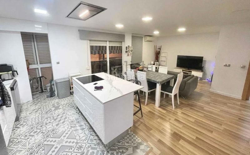 Foto 1d9d0786-2aee-4f1b-a8a8-e5caee69fb85. Pis amb aparcament a Alaquàs