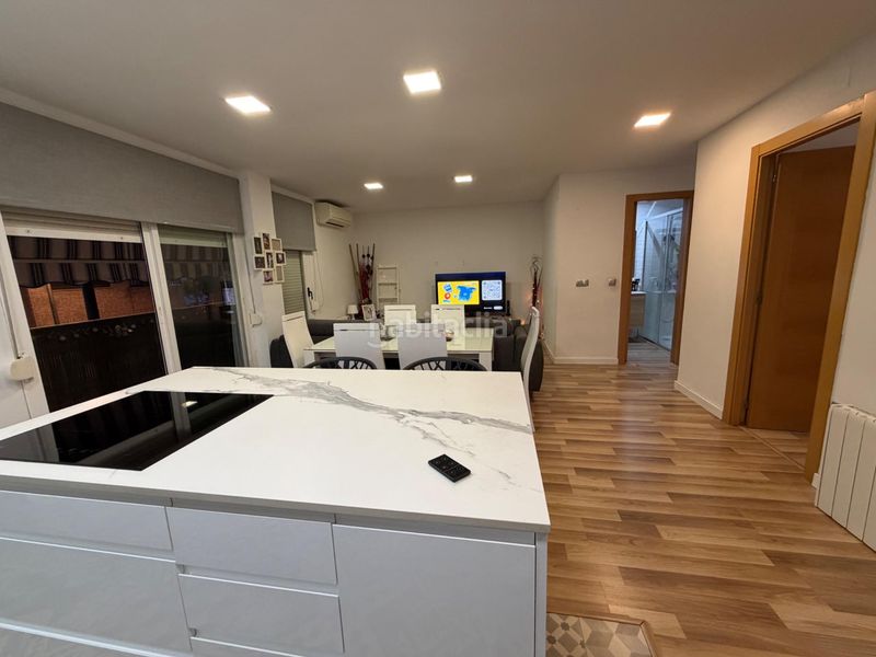 Foto 4dff0bd9-325f-4935-8682-2689cacec88d. Pis amb aparcament a Alaquàs