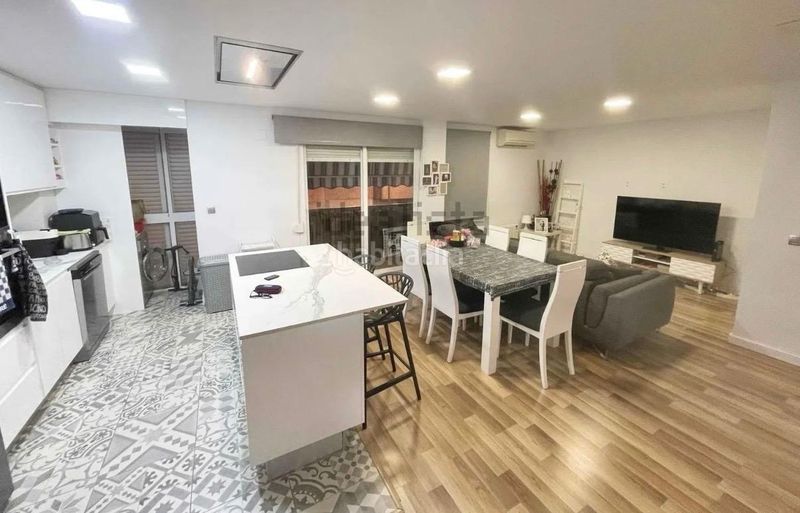 Foto ac69f3fd-b3cf-42c2-8e58-52f38a360460. Pis amb aparcament a Alaquàs