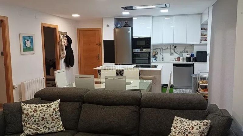 Foto ad816cc5-03f9-4dc6-b49f-944e27d7c2e6. Pis amb aparcament a Alaquàs