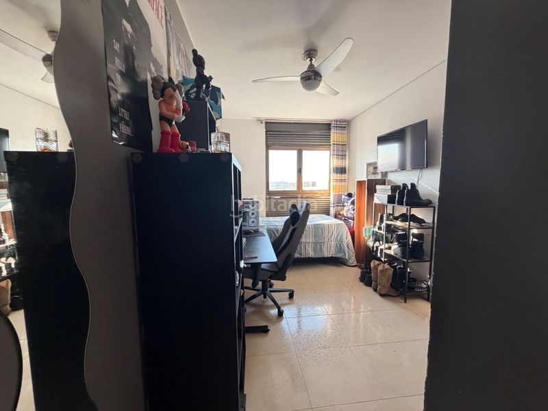 Foto b66fd934-192f-4515-afe7-b4d022e1c313. Pis amb aparcament a Silla