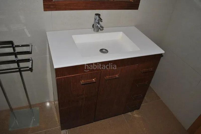 Foto 0f24789e-fb07-41d8-a9db-f49f300a3595. Pis a El Alborgí Paterna