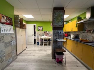 Etagenwohnung  Avenida avenida doctor rafael bartual. Luminoso piso semireformado con ascensor en san isidro  valencia