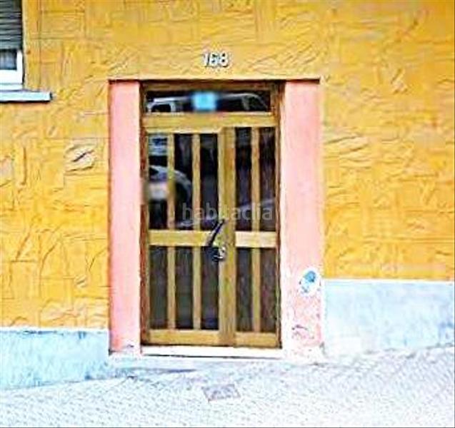 Foto 1c3055a8-e278-48ee-8fe8-4e2375baf5e0. Appartamento in carrer montseny del 168 in La Torrassa Hospitalet de Llobregat (L´)