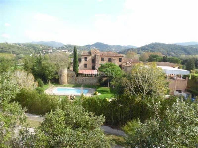 Foto e6250777-cdd8-4509-a3de-dddfa1b20141. Chalet en avenida del golf 1 construcción en obra parada cerca del golf en Vallromanes