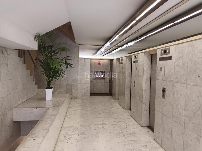 Foto 0f972f05-cd9b-466e-b366-2564e499c988. Oficina a calle de pau claris 95 a Dreta de l´Eixample Barcelona