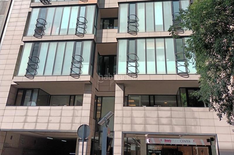 Foto b944e1e2-ba68-4891-b5f5-07a1c0b12e41. Oficina a calle de pau claris 95 a Dreta de l´Eixample Barcelona