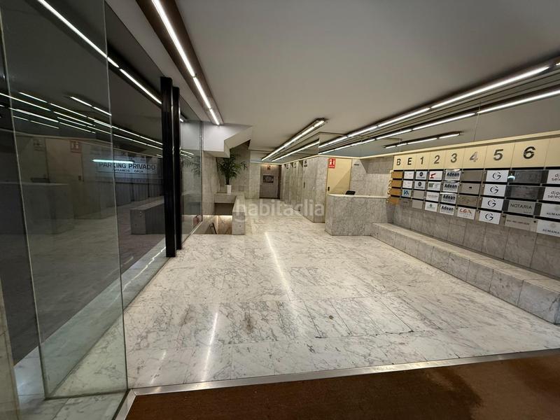 Foto f829d4c1-440d-41c4-b1b3-1f8f10e776b7. Oficina a calle de pau claris 95 a Dreta de l´Eixample Barcelona