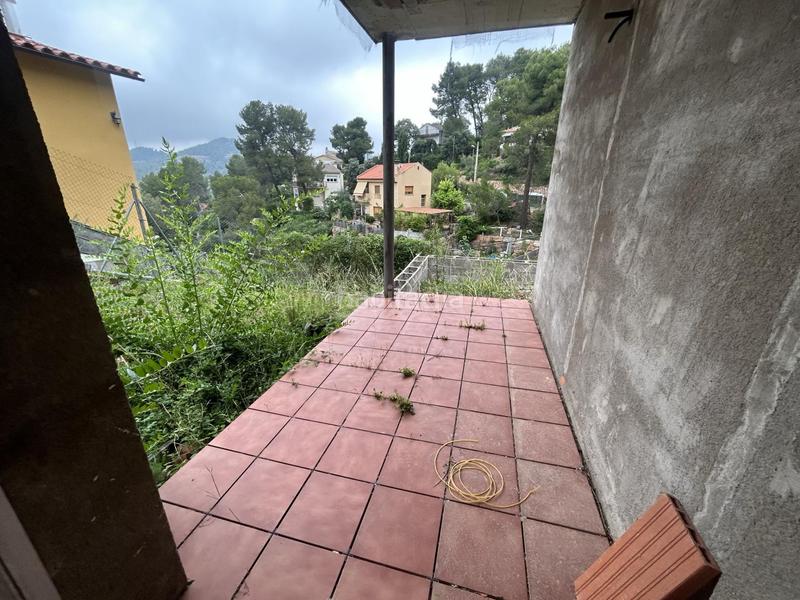 Foto 19567723-f256-49d0-a31c-2b818a9a8ce5. Reihenhaus mit heizung parking terrasse in Airesol Castellar del Vallès