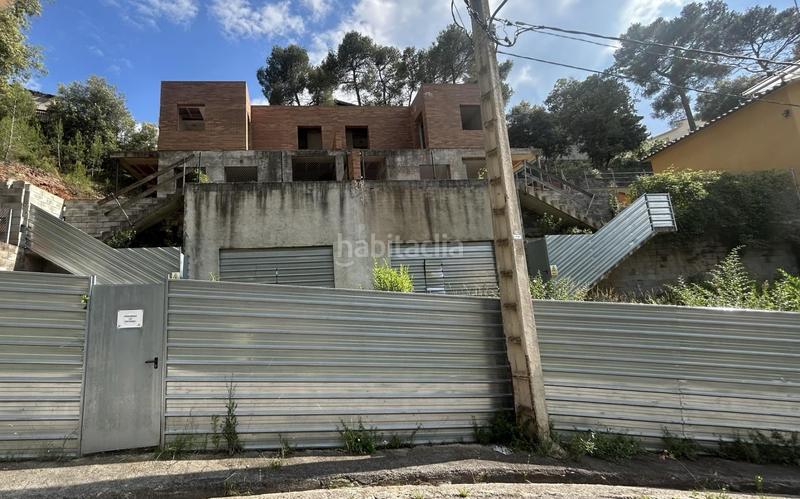 Foto 9266a470-c234-4168-b958-d08abcf96295. Reihenhaus mit heizung parking terrasse in Airesol Castellar del Vallès