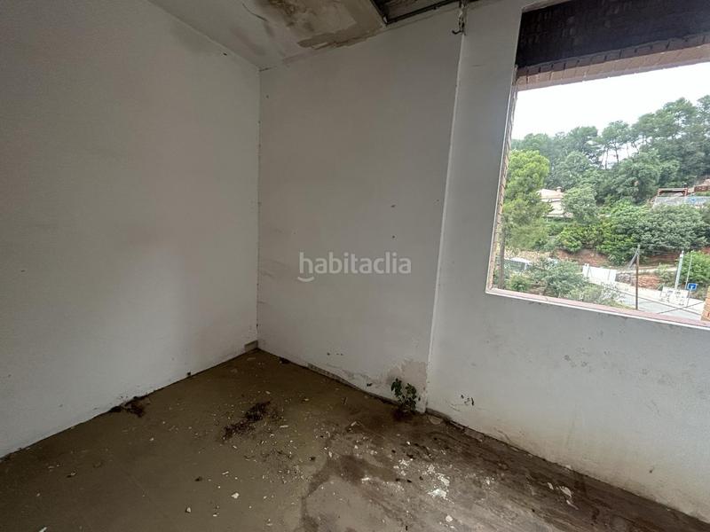 Foto bade96f1-46dd-41d0-957f-8eb07ae913eb. Reihenhaus mit heizung parking terrasse in Airesol Castellar del Vallès