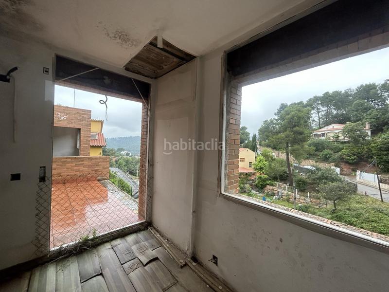 Foto f00be152-4ad8-479a-a20a-09145581f39e. Reihenhaus mit heizung parking terrasse in Airesol Castellar del Vallès