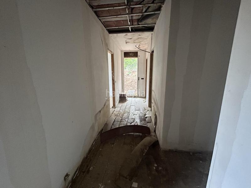 Foto fa9f9230-d1dd-4f37-b9d8-40ed4b2f718a. Reihenhaus mit heizung parking terrasse in Airesol Castellar del Vallès