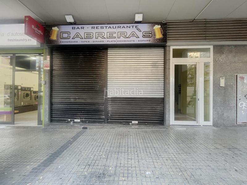Foto f5a66a0b-9230-4283-ba81-0134aa171565. Location local commercial dans rambla de francesc macià 65 dans Terrassa
