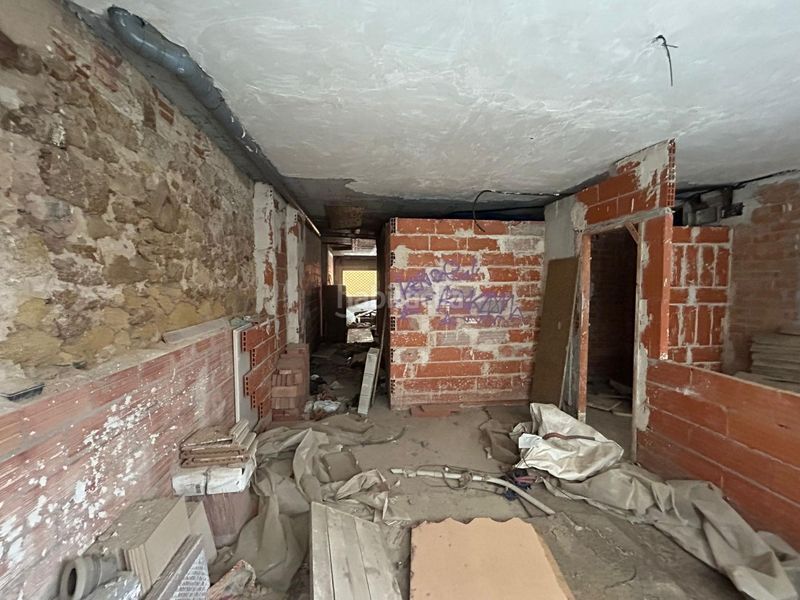 Foto cbf5f7b4-d146-4d76-a182-0597c2fadd62. Local comercial a Malgrat de Mar