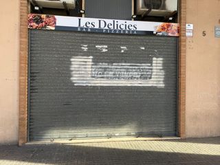 Transfer Business premise in Vila 5. Local en venta o negocio en traspaso y alquiler en el centro del
