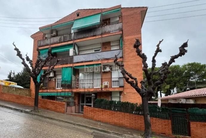 Foto f5f62755-9e89-4f71-ba02-c6892e120b2e. Pis a Cervelló