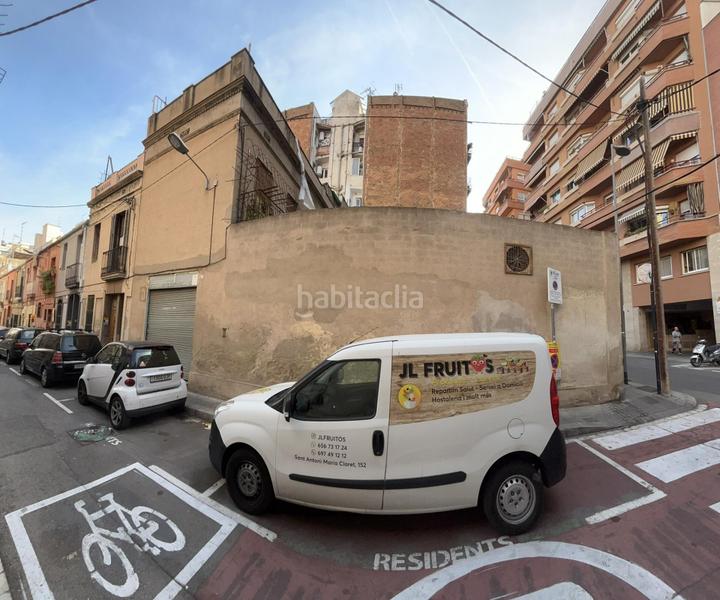 Foto 1c20b28e-d8e9-4187-a6eb-7526dd7656f3. Gewerbliches grundstück in del freser 180 in El Camp de l´Arpa del Clot Barcelona