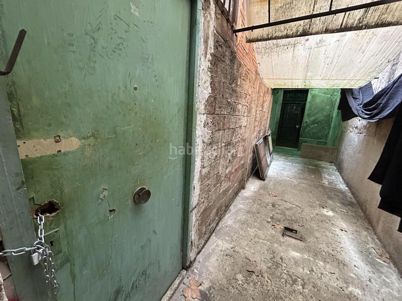 Foto 4f5a9b1b-e4b1-4753-af9c-9163fe2f9b20. Gewerbliches grundstück in del freser 180 in El Camp de l´Arpa del Clot Barcelona