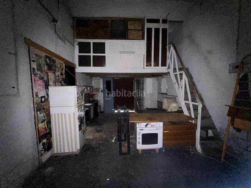 Foto 5e663459-a31a-43c5-84b2-b079b19a2035. Gewerbliches grundstück in del freser 180 in El Camp de l´Arpa del Clot Barcelona
