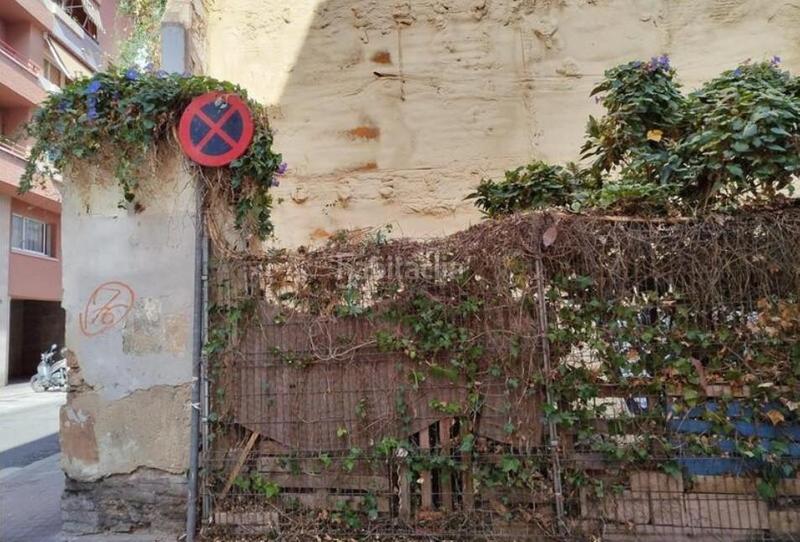 Foto 47d0b130-c3fa-4e41-b851-f3c2a2ceea9e. Terrain industriel dans del freser 180 dans El Camp de l´Arpa del Clot Barcelona