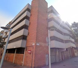 Car parking in De sas 25