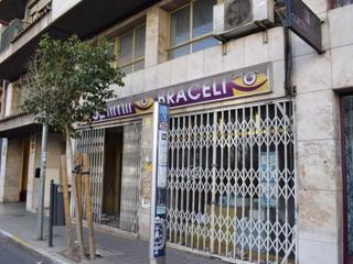 Local Comercial en Calle maestro alonso 47. Un local ideal para negocios o vivienda o incluso para alquiler