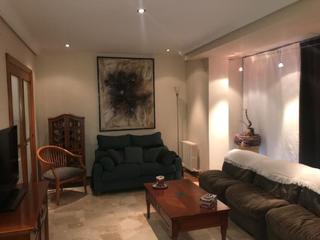 Apartament en Calle bisbe tormo 7. Gran oportunidad para inversores amplio piso en el corazn de el