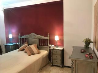 Apartament a Calle bisbe tormo 7. Gran oportunidad para inversores amplio piso en el corazón de el
