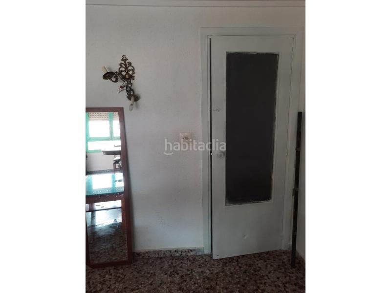 Foto 08b32440-12d4-4261-9bae-0f89b081e954. Piso en avenida juan carlos i 3 súper oportunidad de compra ! en Salinas
