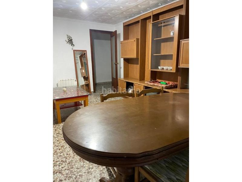 Foto 76c304ed-47e8-42ce-bf6d-78b8ad036ae2. Piso en avenida juan carlos i 3 súper oportunidad de compra ! en Salinas