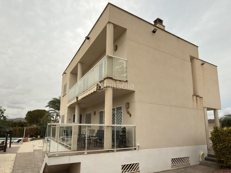 Foto 19e6f4b1-803d-4358-bd2a-43bb5ae97f81. Casa amb aparcament a Moralet Alicante