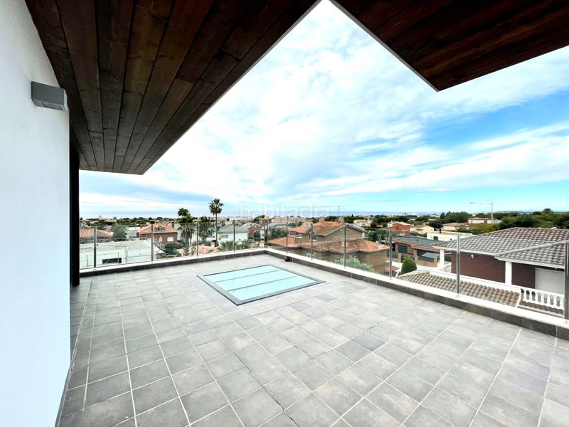 Foto 048f0c86-a384-41fd-be35-7147dd94fdf4. Location chalet avec chauffage parking piscine dans Vendrell (El)