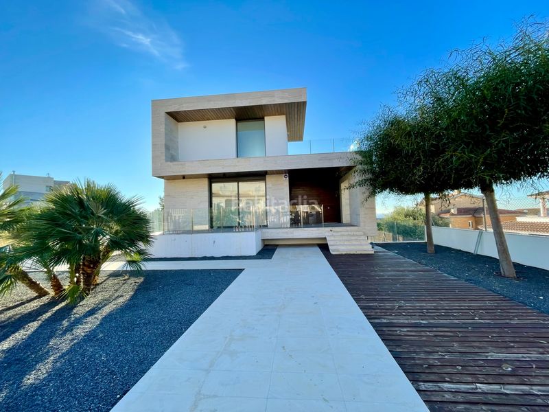 Foto 0d62817b-37eb-476e-a355-393ff4e9abf1. Miete chalet mit heizung parking pool in Bonavista Vendrell (El)
