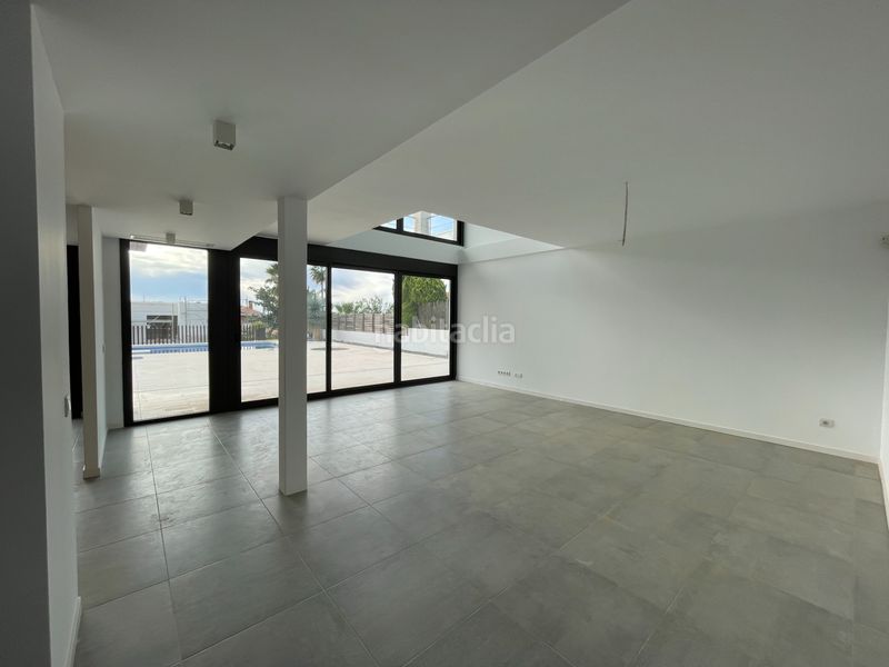 Foto 41f5f395-afaa-4618-bac9-657965074de7. Miete chalet mit heizung parking pool in Bonavista Vendrell (El)