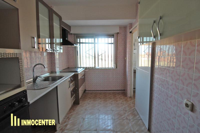 Foto 17b59dcd-eee5-4b62-9597-efec31e8919d. Piso en parque san juan 19 inmocenter ofrece venta de en Fuensalida