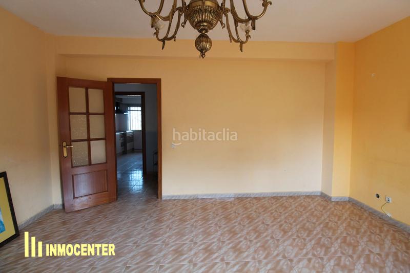 Foto 66e75b90-34bb-44e8-b070-685f2b2e7d9c. Piso en parque san juan 19 inmocenter ofrece venta de en Fuensalida