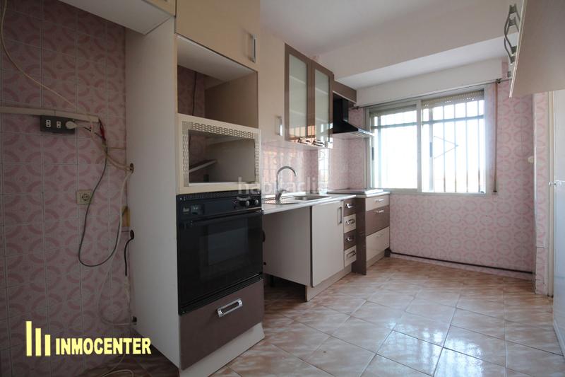 Foto b024932f-3f7b-48c9-a3e0-8a37d27f2cfc. Piso en parque san juan 19 inmocenter ofrece venta de en Fuensalida