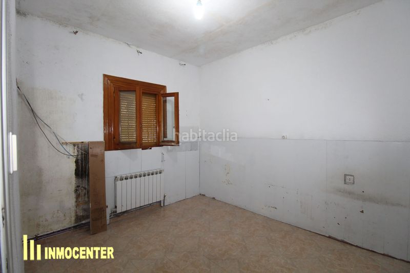Foto 0fa6e6fa-3bb6-4217-a954-32abf44f4965. Casa a calle principal 24 a Fuensalida